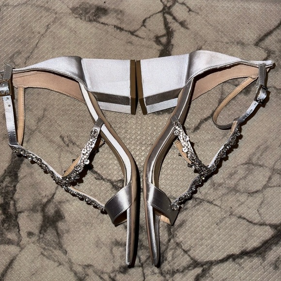 Jewel Badgley Mishchka silver rhinestone t strap block heels formal bridal 7 - Picture 8 of 14